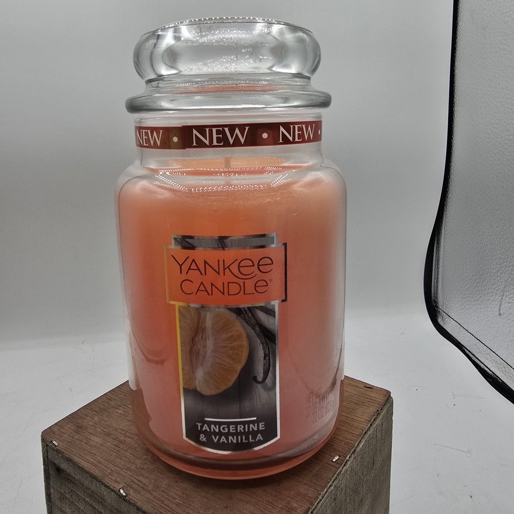 New Unused Yankee Candle Tangerine & Vanilla Large Jar 22 Oz